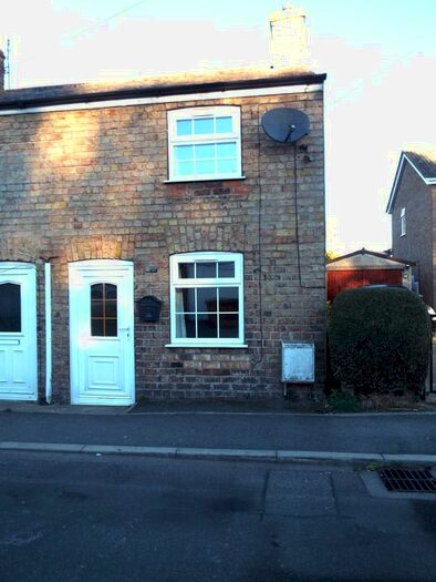 2 Bedroom End Of Terrace House To Rent In Finsbury Street, Alford, LN13
