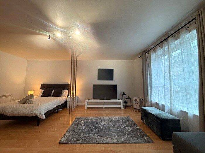 Studio To Rent In Venus House, Westferry Road, London, E14