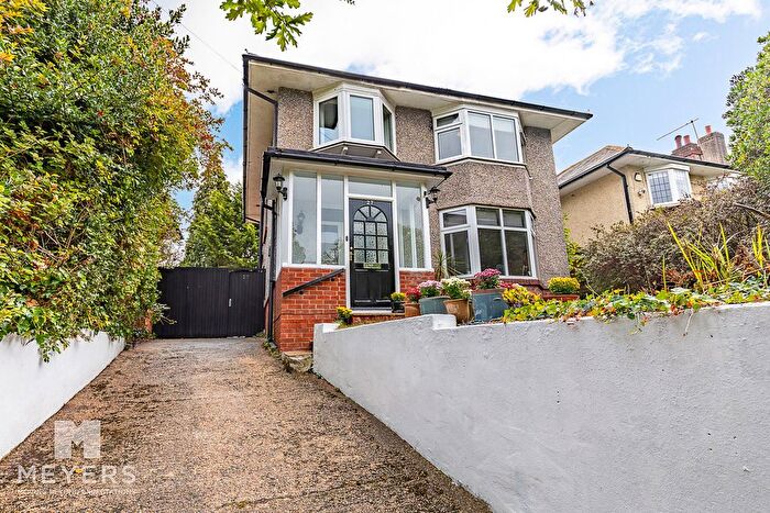 3 Bedroom Detached House For Sale In Cecil Avenue, Bournemouth, BH8