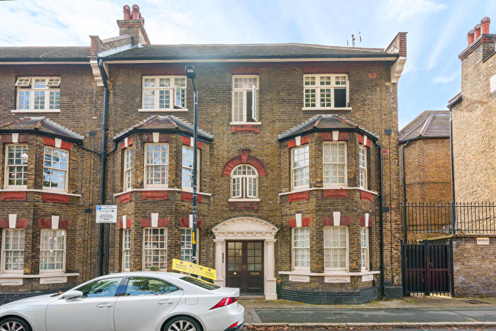 1 Bedroom Apartment To Rent In Wooler Street, London, SE17