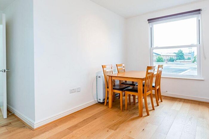 2 Bedroom Flat To Rent In Hillmarton Road, Caledonian Road, N7