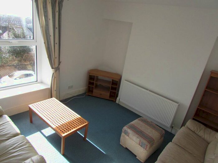 1 Bedroom Flat To Rent In Montpelier Terrace, Ffynone, Uplands, Swansea, SA1