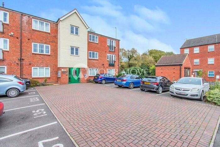 2 Bedroom Flat To Rent In Mill Bridge Close, Retford, Nottinghamshire, DN22