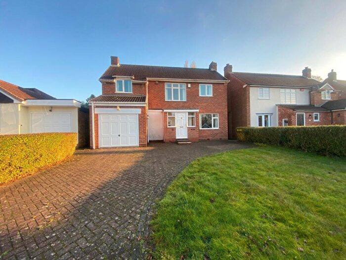 3 Bedroom House To Rent In Streetly Crescent, Sutton Coldfield., B74