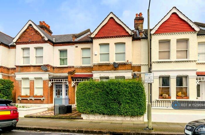 2 Bedroom Maisonette To Rent In Ravenstone Street, London, SW12