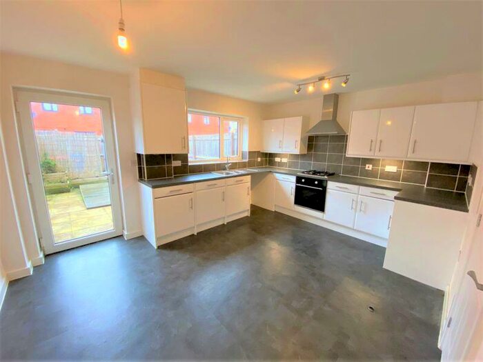 3 Bedroom Terraced House To Rent In Florin Lane, Salford, M6