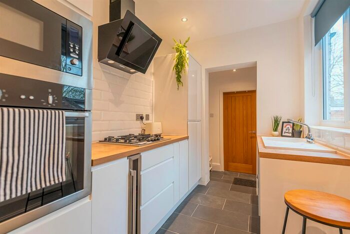 3 Bedroom Terraced House To Rent In Salisbury Terrace, York, YO26