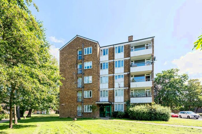 1 Bedroom Flat To Rent In Casterbridge Road, Blackheath, London, SE3