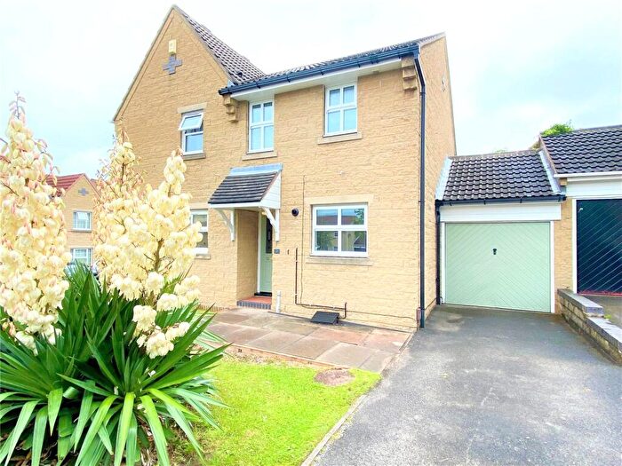 2 Bedroom Semi Detached House To Rent In Laneward Close, Shipley View, Ilkeston, Derbyshire, DE7