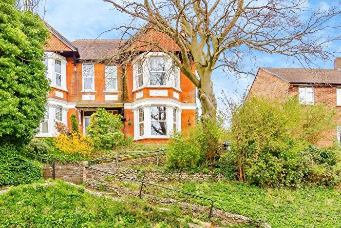 4 Bedroom Semi Detached House For Sale In Croydon Road, Caterham, Surrey, CR3