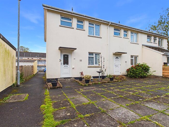 3 Bedroom End Terrace House For Sale In Staddon Close, Braunton, EX33