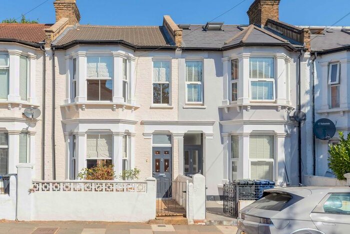 3 Bedroom Terraced House To Rent In Brouncker Road, London, W3