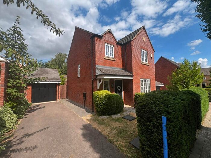 3 Bedroom Detached House For Sale In Terry Smith Avenue, Rothwell, NN14