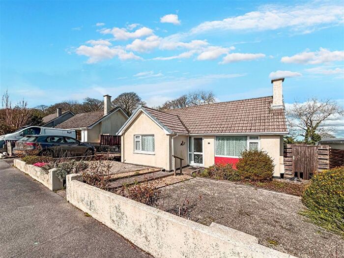 3 Bedroom Detached Bungalow For Sale In Carnsew Close, Mabe Burnthouse, Penryn, TR10