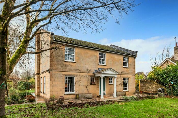 5 Bedroom Detached House For Sale In Charlbury, Oxfordshire, OX7