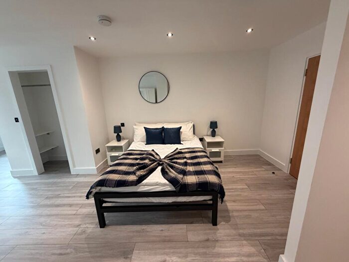 Studio To Rent In King Street, Wrexham, LL11