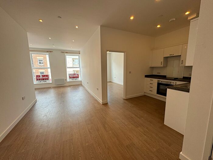 1 Bedroom Flat To Rent In North Street, Taunton, TA1