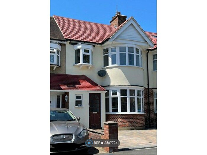 3 Bedroom Terraced House To Rent In Cornwall Road, Ruislip, HA4