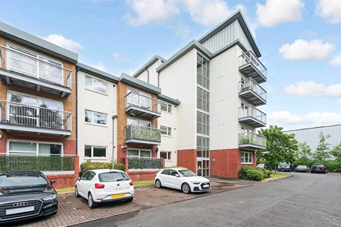 2 Bedroom Flat For Sale In Scapa Way, Stepps, Glasgow, North Lanarkshire, G33