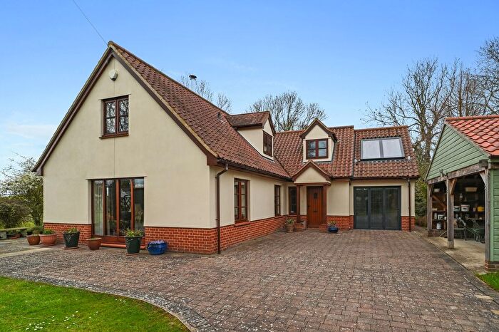 4 Bedroom Detached House For Sale In Yaxley, Eye, IP23