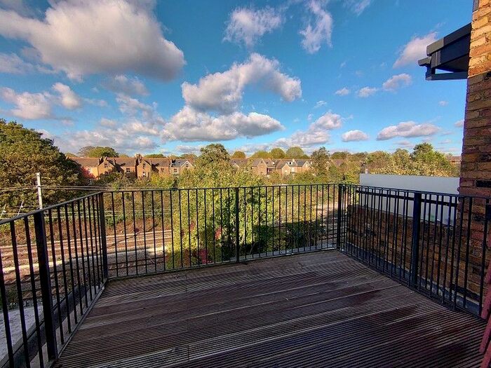 1 Bedroom Flat To Rent In Craven Avenue, London, W5