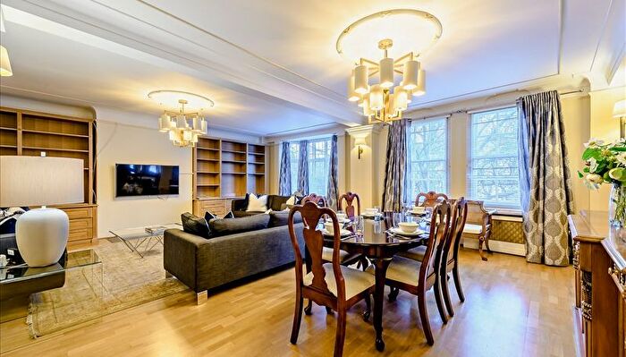 4 Bedroom Flat To Rent In Park Road, London, NW8