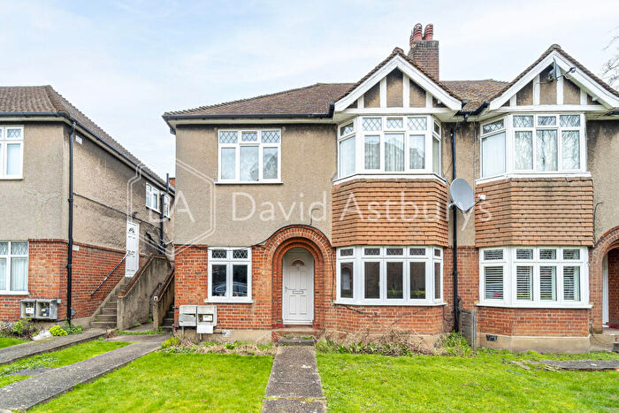 2 Bedroom Apartment To Rent In Palmerston Road, Bounds Green, London, N22