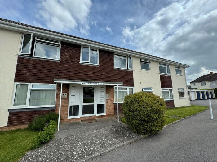 1 Bedroom Flat To Rent In Quantock Court, Street, BA16