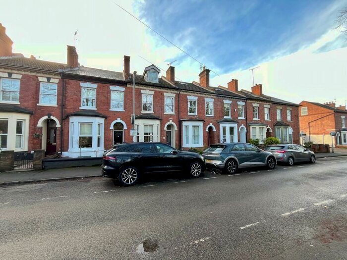 3 Bedroom House To Rent In Guys Cliffe Terrace, Warwick, CV34