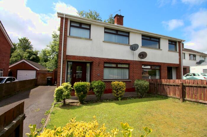 3 Bedroom Semi-Detached House For Sale In Woodlawn Avenue, Carrickfergus, BT38