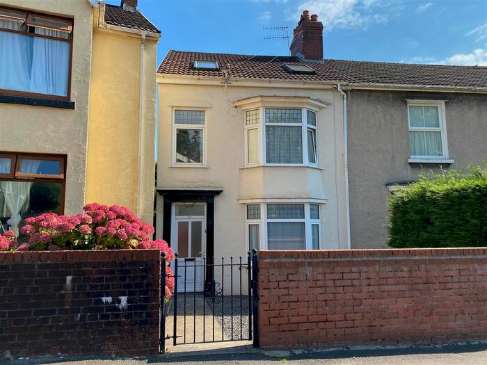 5 Bedroom Semi-Detached House To Rent In Dillwyn Road, Sketty, Swansea, SA2