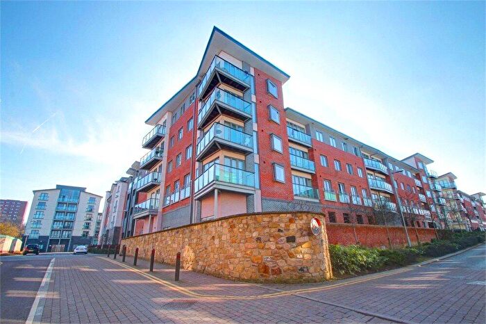 2 Bedroom Apartment To Rent In Cameronian Square, Worsdell Drive, Gateshead, Tyne And Wear, NE8