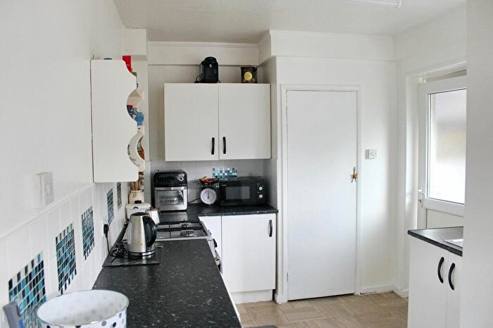 2 Bedroom Semi-Detached House For Sale In Paraker Way, Hythe, CT21