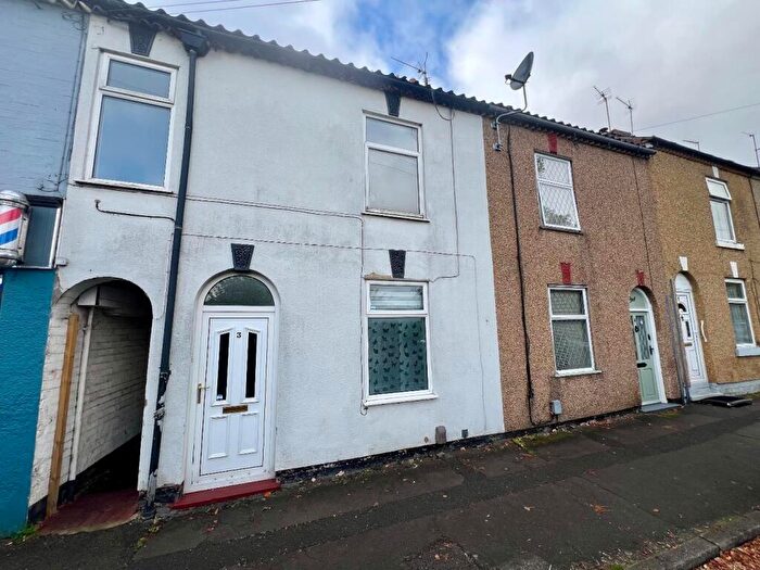 2 Bedroom Terraced House For Sale In Gladstone Street, Desborough, NN14