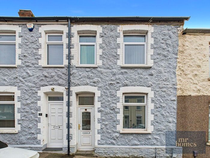 3 Bedroom Terraced House For Sale In John Street, Barry, CF63