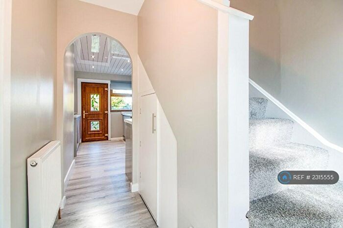 3 Bedroom Terraced House To Rent In Lundin Crescent, Glenrothes, KY7