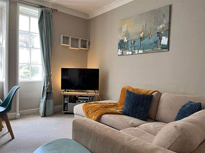 1 Bedroom Flat To Rent In Charles Street, Bath, BA1