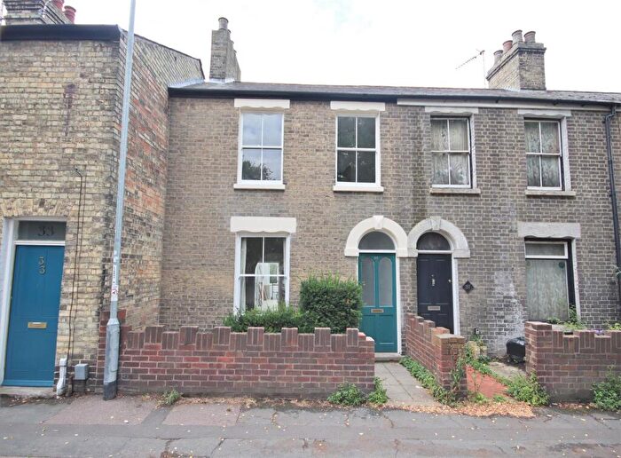2 Bedroom House To Rent In Sturton Street, Cambridge, CB1