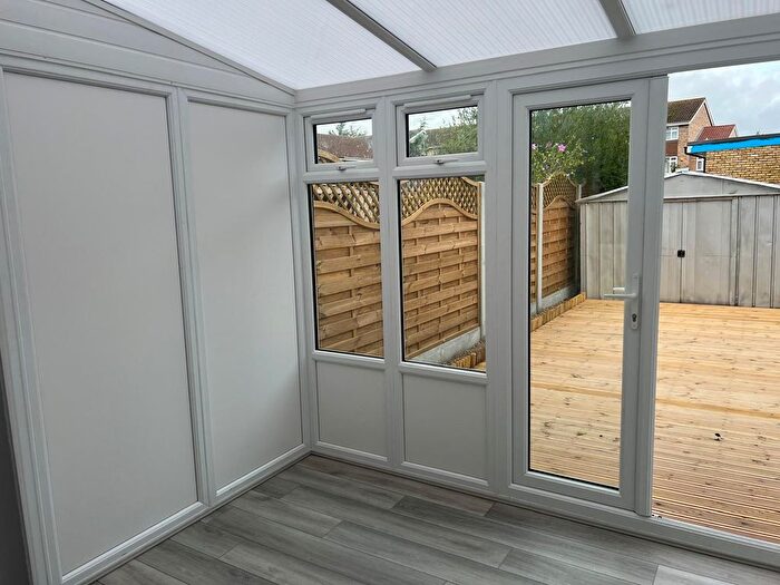 2 Bedroom Terraced House To Rent In Dagenham, RM10