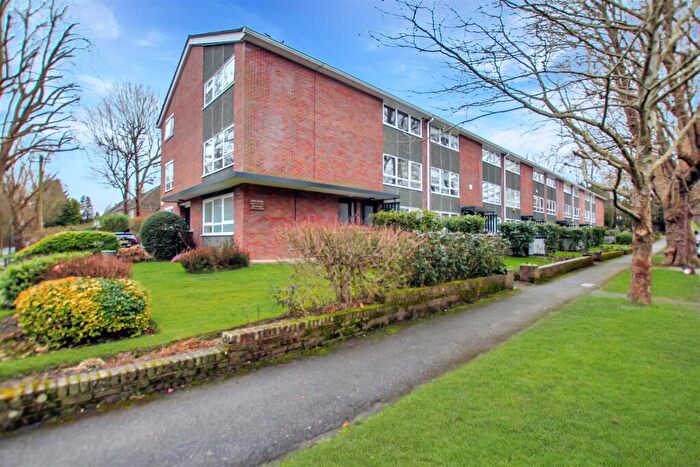 3 Bedroom Apartment To Rent In Northwood, HA6