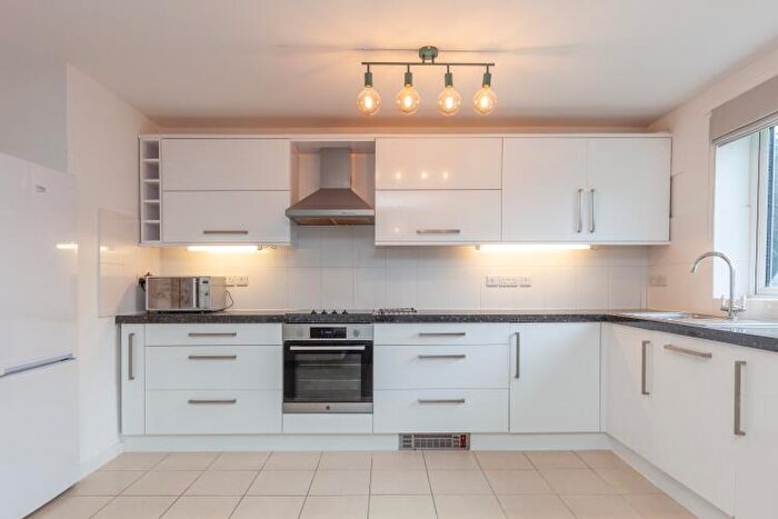 2 Bedroom Apartment To Rent In West Street, Osney Island, OX2