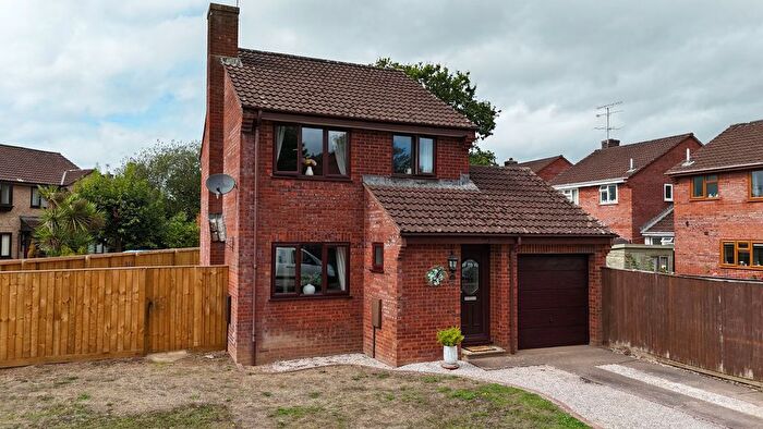 3 Bedroom Detached House For Sale In Bluebell Avenue, Tiverton, EX16