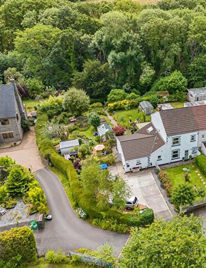 5 Bedroom Semi-Detached House For Sale In Primrose Bank, Bryncoch, Neath, SA10