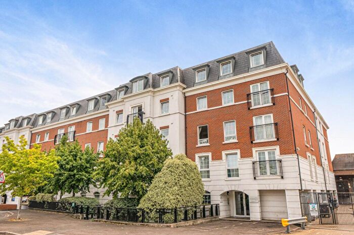 2 Bedroom Flat For Sale In Station Approach, Central Walk Station Approach, KT19