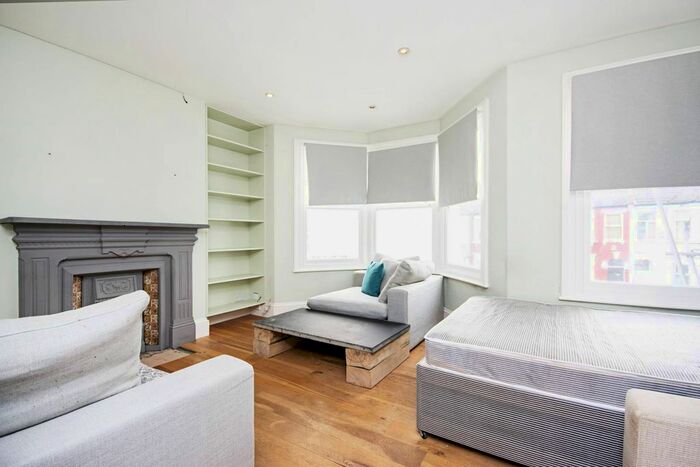 2 Bedroom Flat To Rent In Imperial Road, Wood Green, London, N22