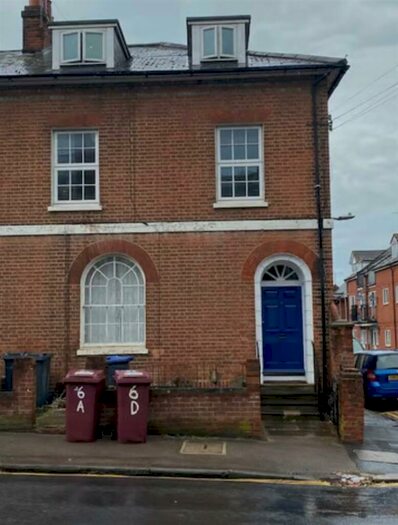 2 Bedroom Flat To Rent In Russell Street, Reading, RG1