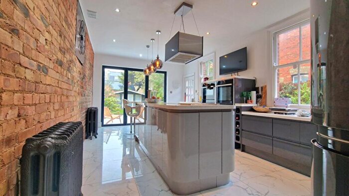 4 Bedroom Character Property For Sale In Broadway, Peterborough, Peterborough, PE1