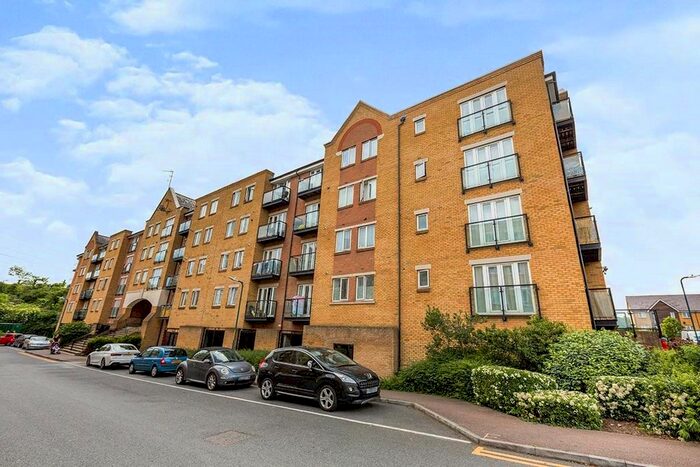 2 Bedroom Flat To Rent In Griffin Court, Black Eagle Drive, Gravesend, Kent, DA11