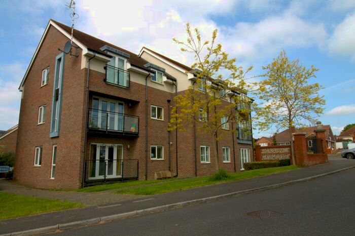 2 Bedroom Apartment To Rent In Cedar House, Southlands Way, BN43