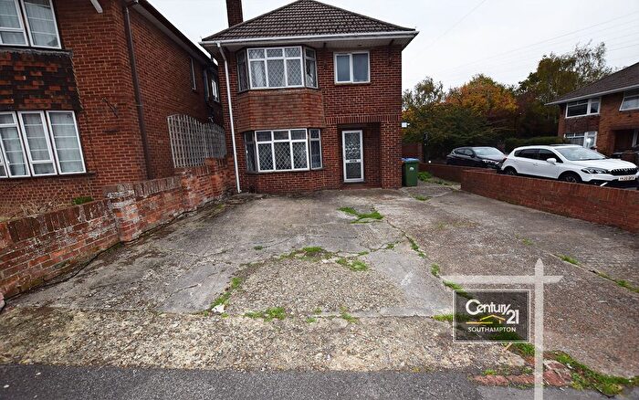 4 Bedroom Detached House To Rent In |Ref: |, Padwell Road, Southampton, SO14